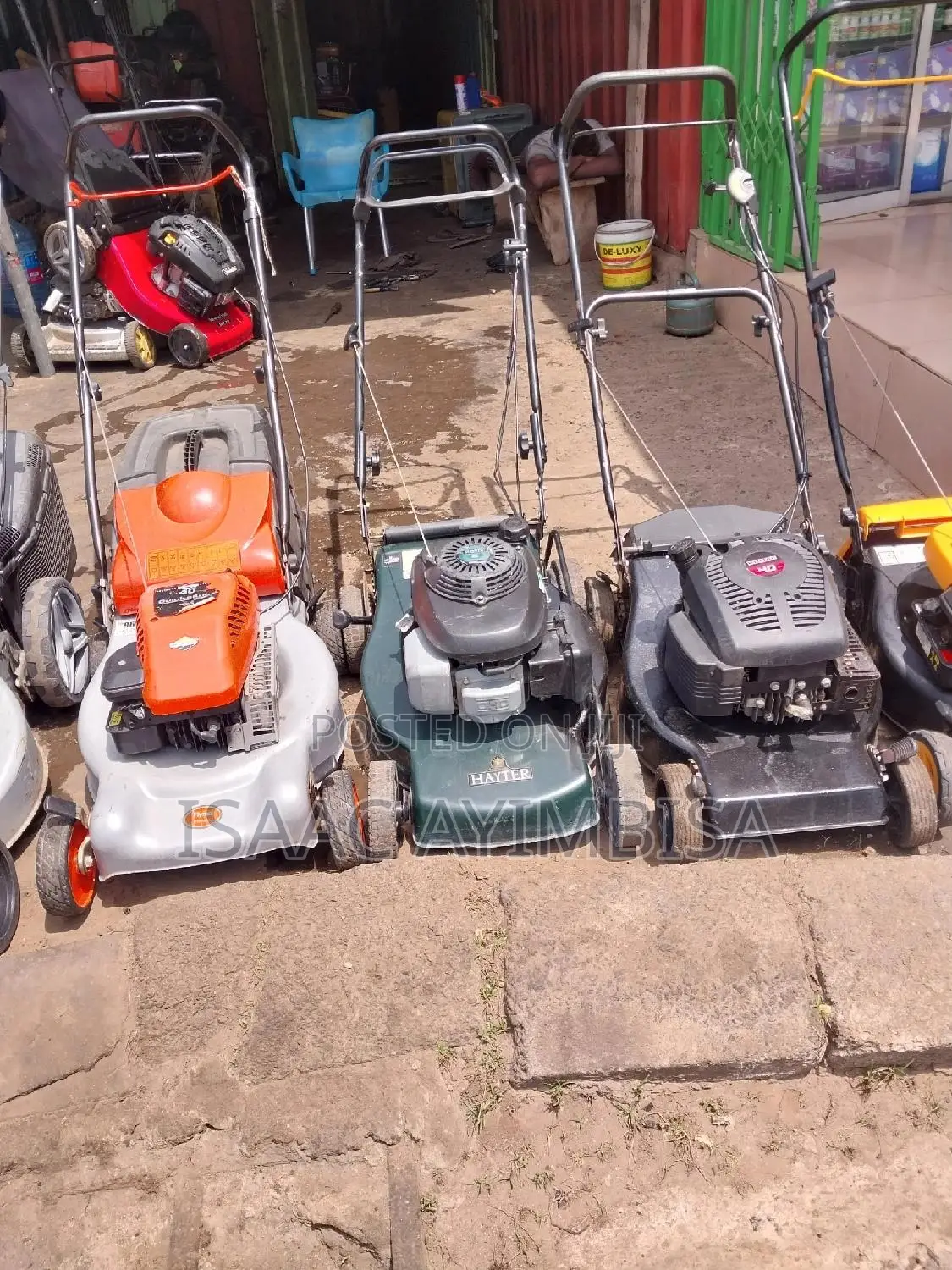 Llawnmowers