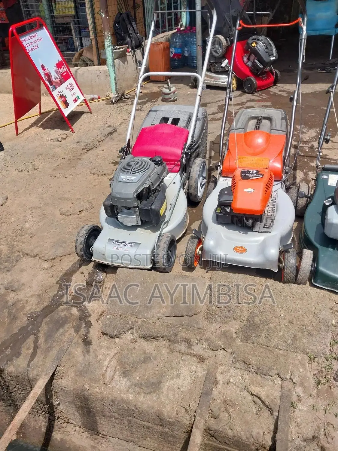 Llawnmowers