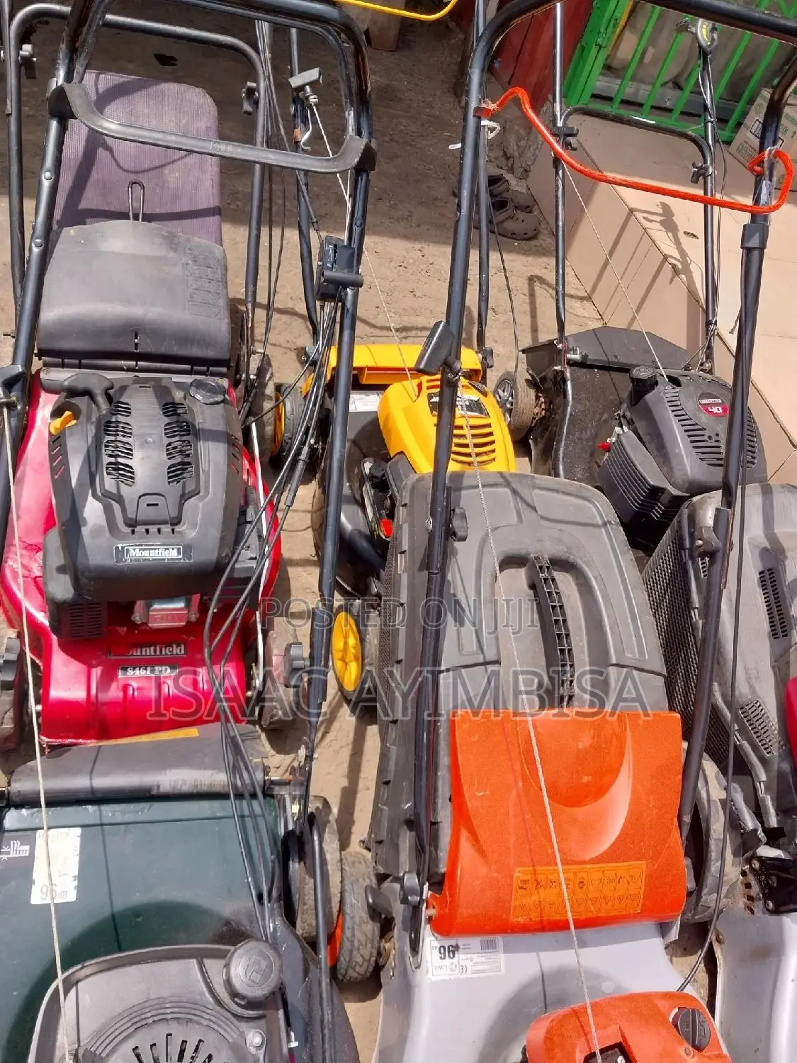 Llawnmowers