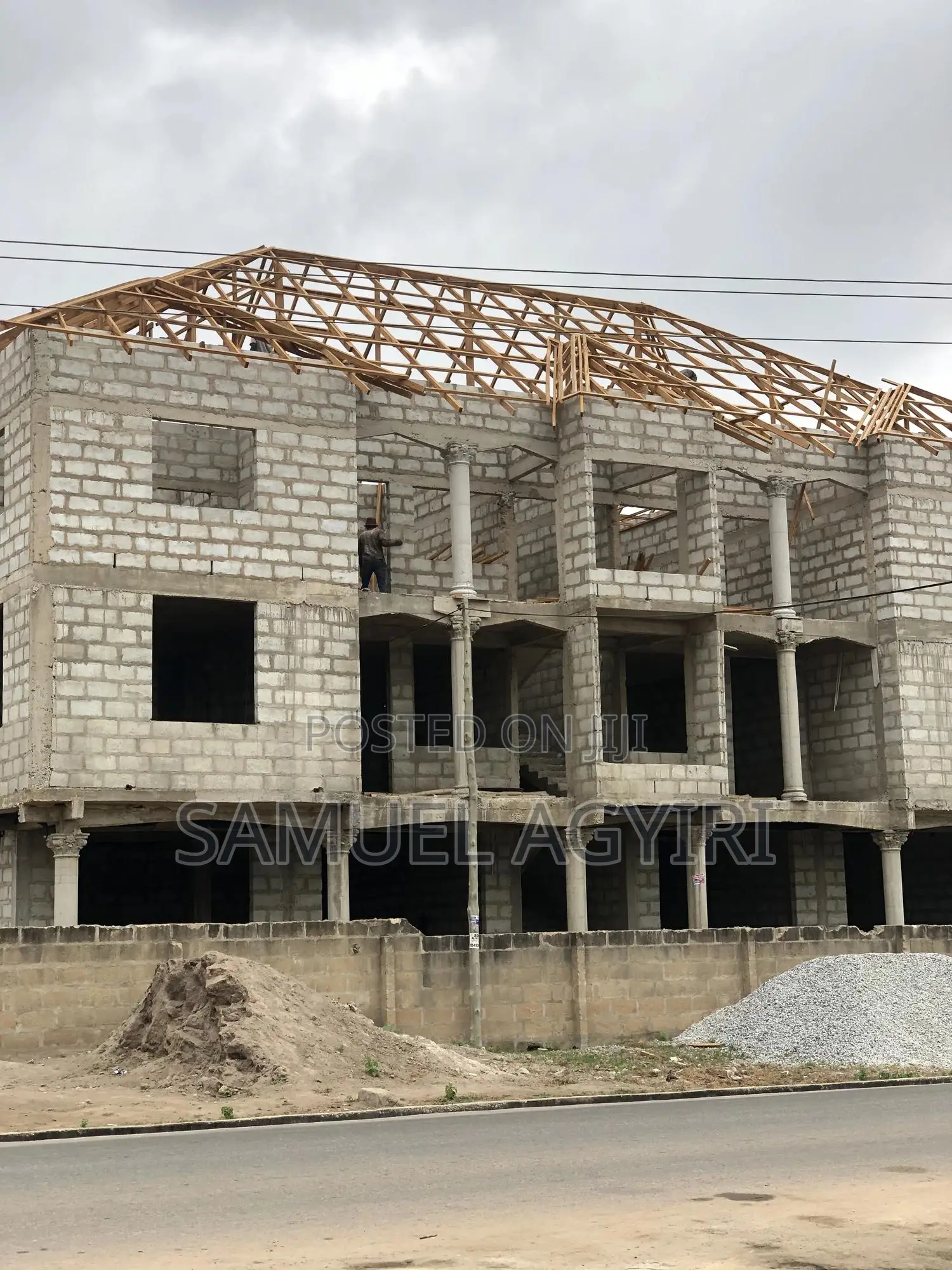 House Roofing Installation
