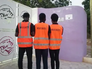 Day Security Guard Needed