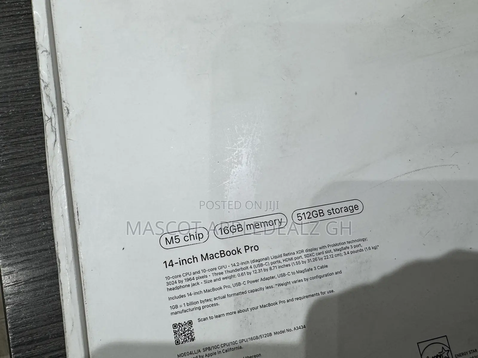 New Laptop Apple MacBook Pro 2025 M5 14-inch 16GB Apple M5 SSD 512GB