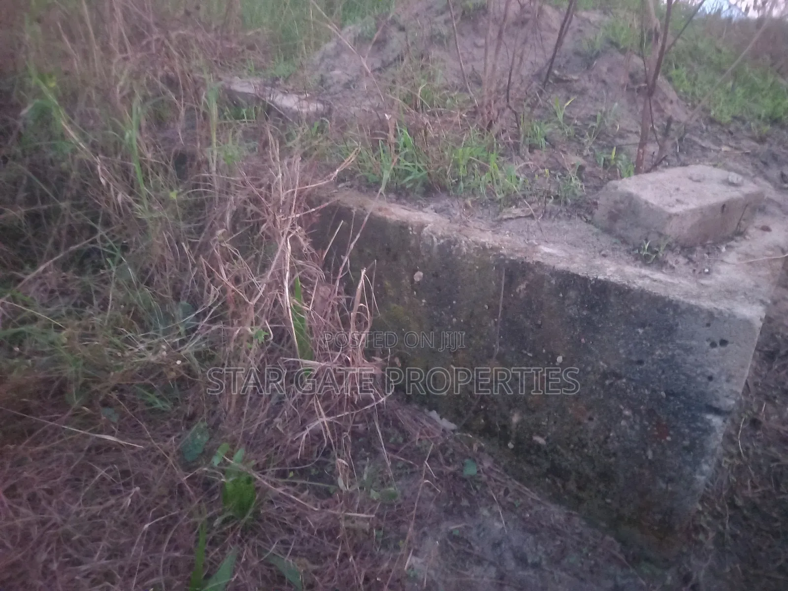 Half Plot for Sale at Bosore Saaman