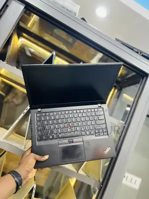 Laptop Lenovo ThinkPad T470s 8GB Intel Core I7 SSD 256GB