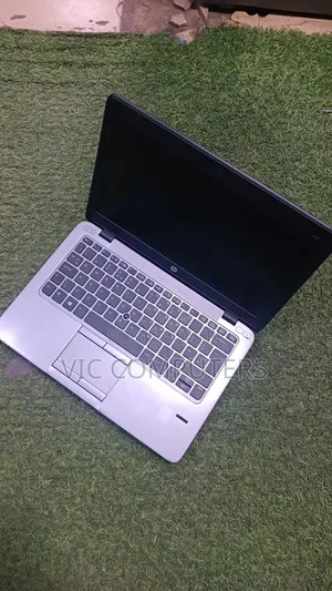 Laptop HP EliteBook 820 G2 8GB Intel Core i7 HDD 500GB