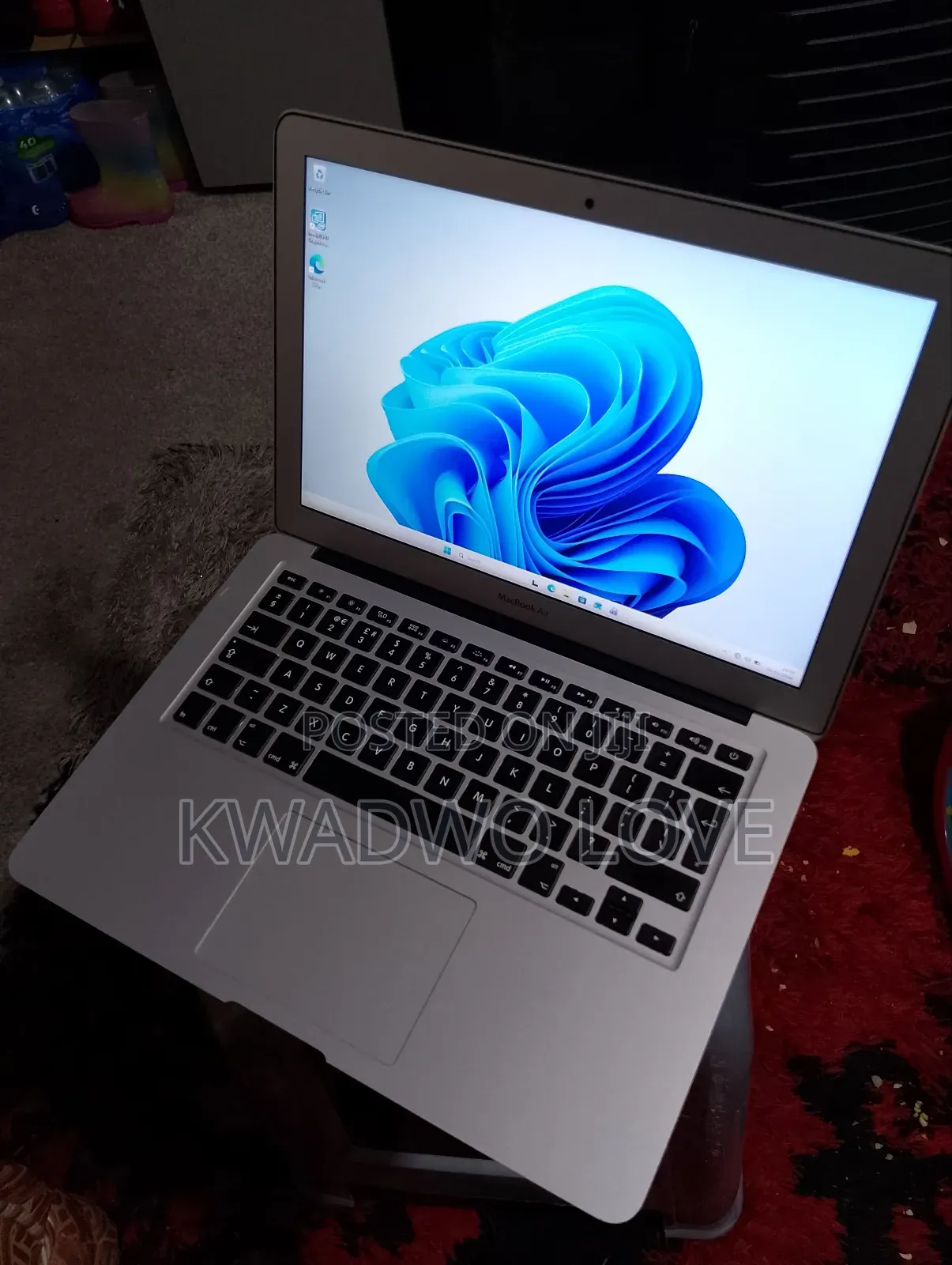 Laptop Apple MacBook Air 4GB Intel Core i5 SSD 128GB