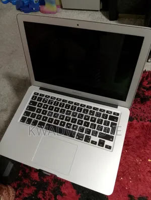 Laptop Apple MacBook Air 4GB Intel Core i5 SSD 128GB