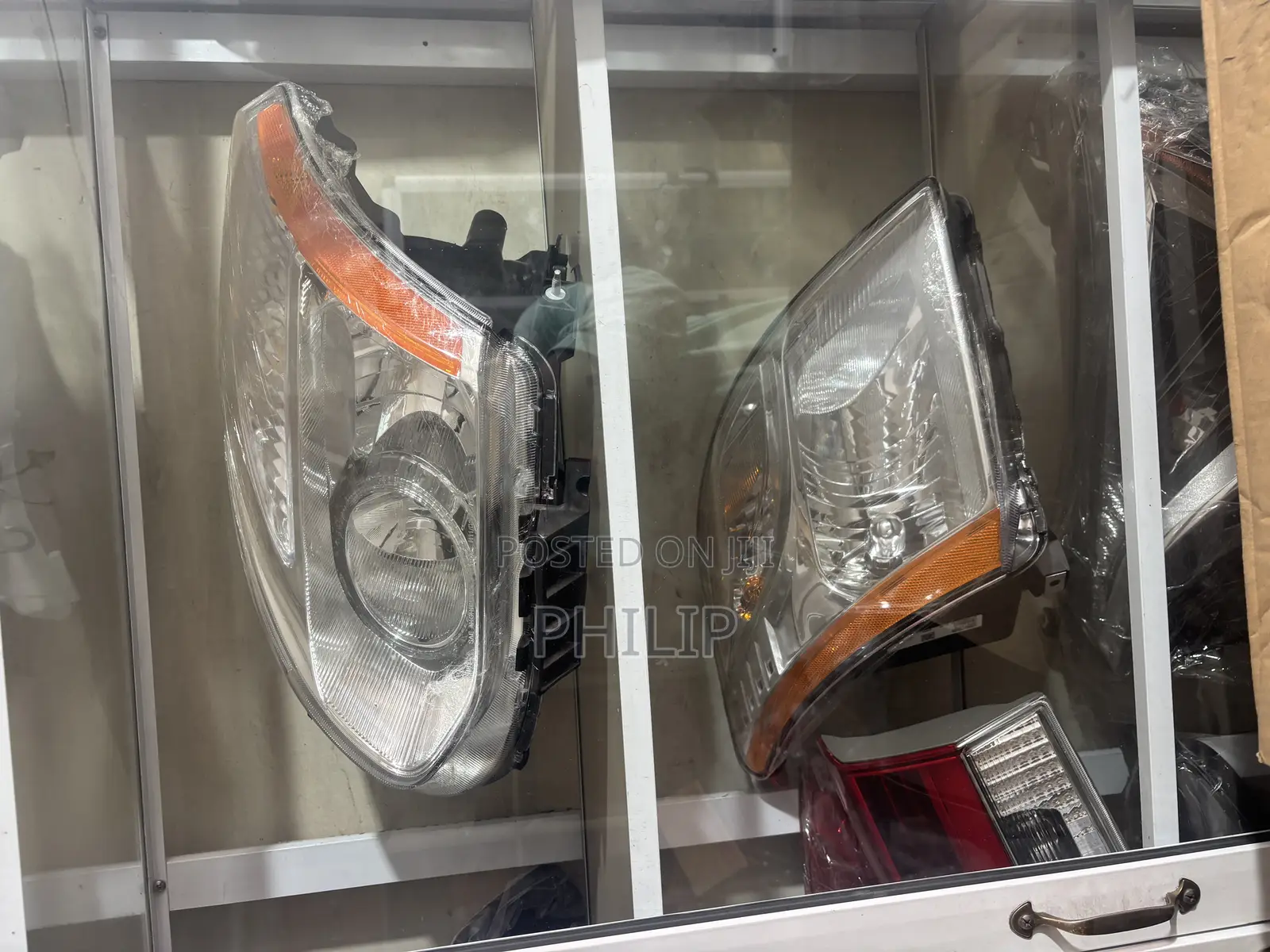 Nissan Rogue Headlight and Sentra 08