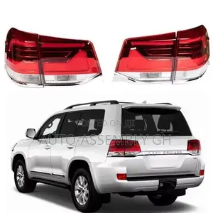 Land Cruiser 200 (2016-2021) Tail Light Set