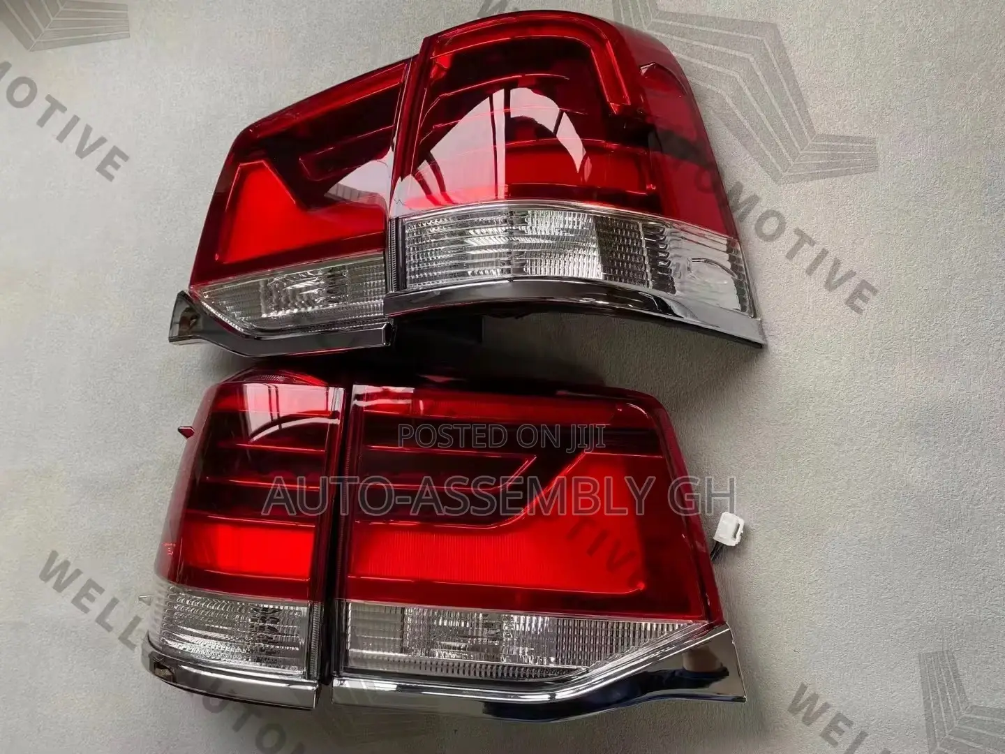 Toyota Land Cruiser Tail Lights (4 Pieces) 2016-2021