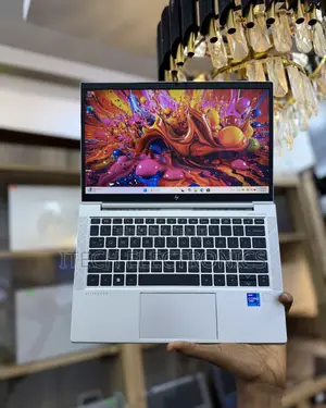 Laptop HP EliteBook 830 G8 16GB Intel Core i7 SSD 512GB