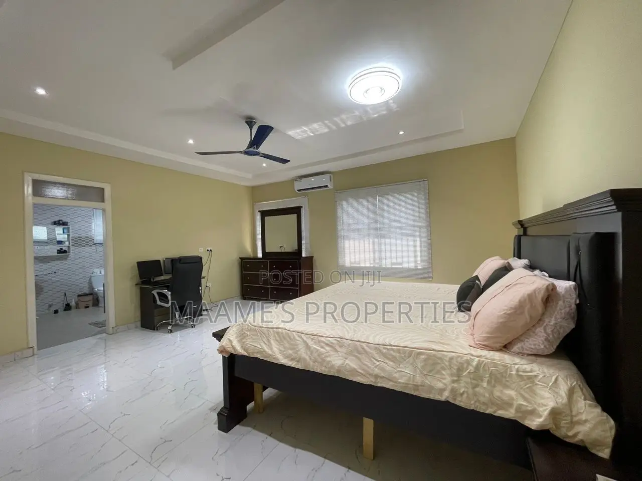 6bdrm Duplex in Pokuase for sale
