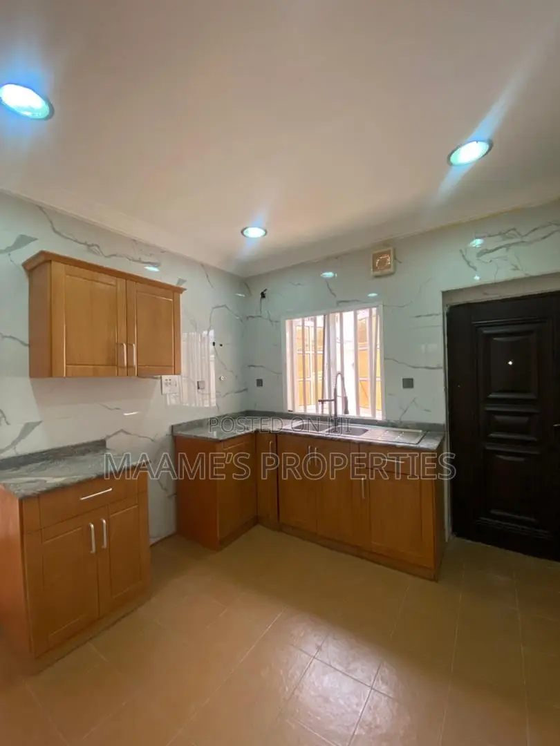 3bdrm House in Oyarifa Mall Area for sale