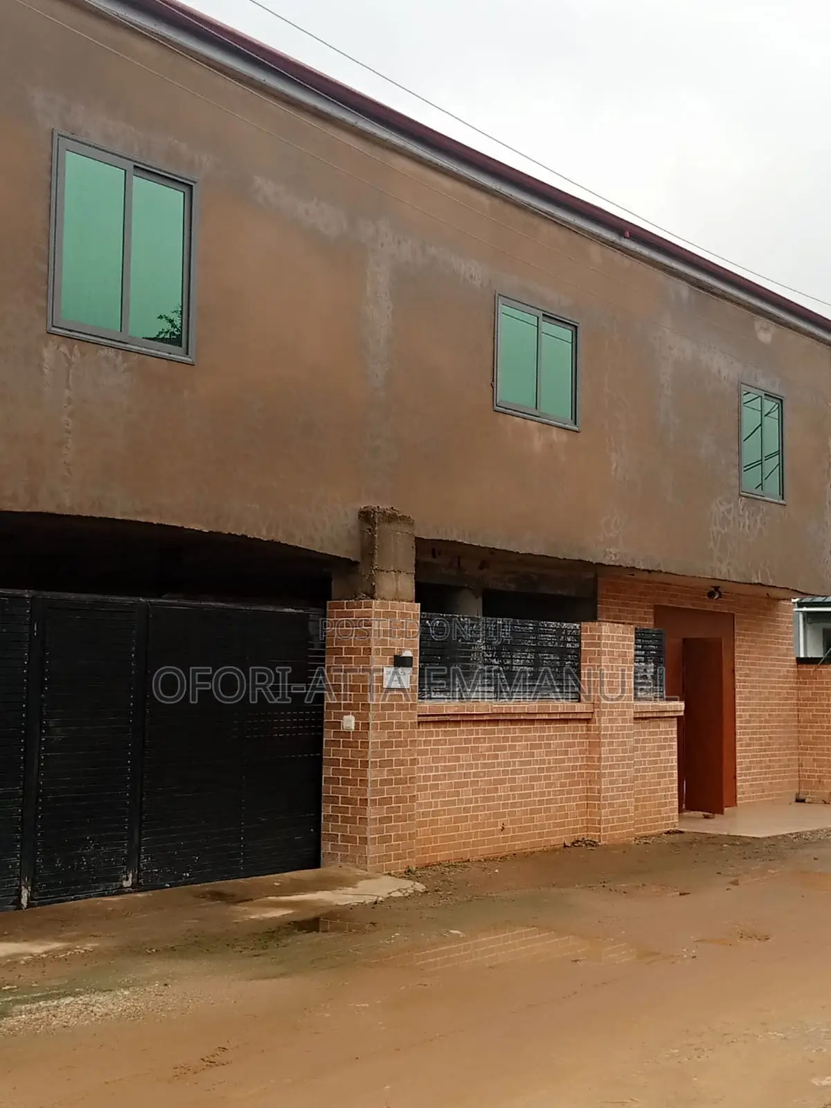3bdrm House in Amasaman Stadium, Pokuase for sale