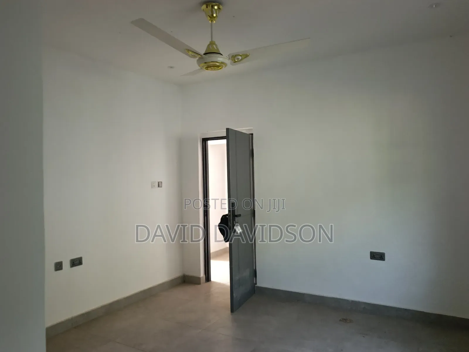 2bdrm House in 2 Bedroom House, Tema Metropolitan for sale