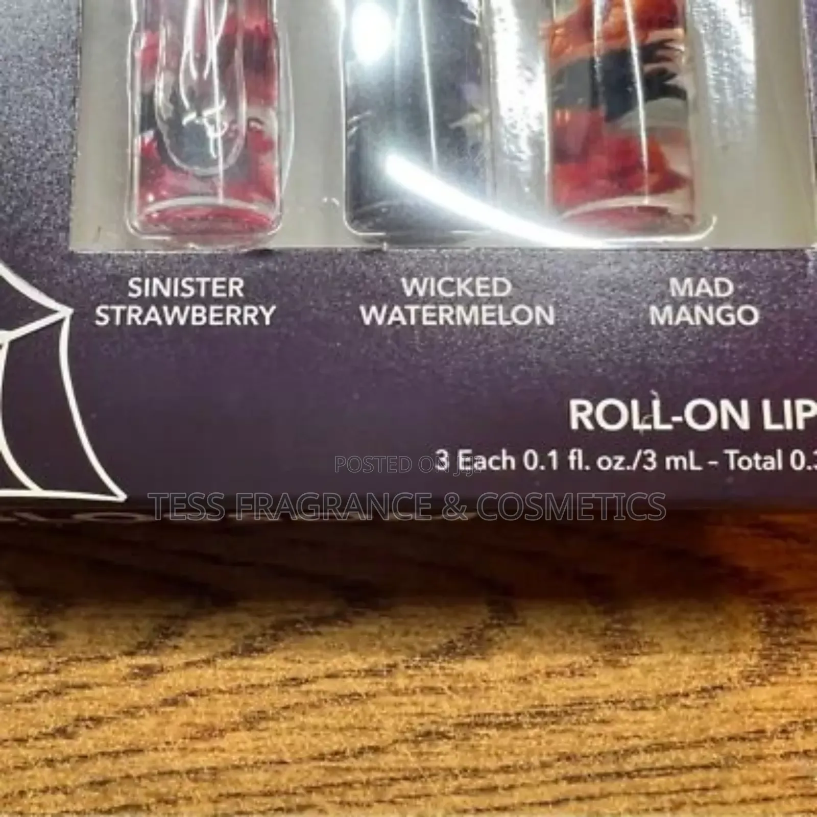 Lip Gloss :Blossom Real Flower Infused