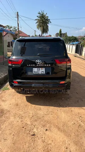 Toyota Land Cruiser Rent