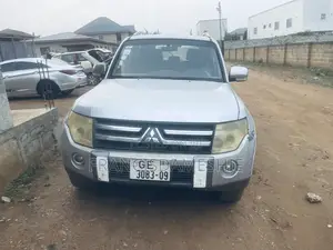 Mitsubishi Pajaro