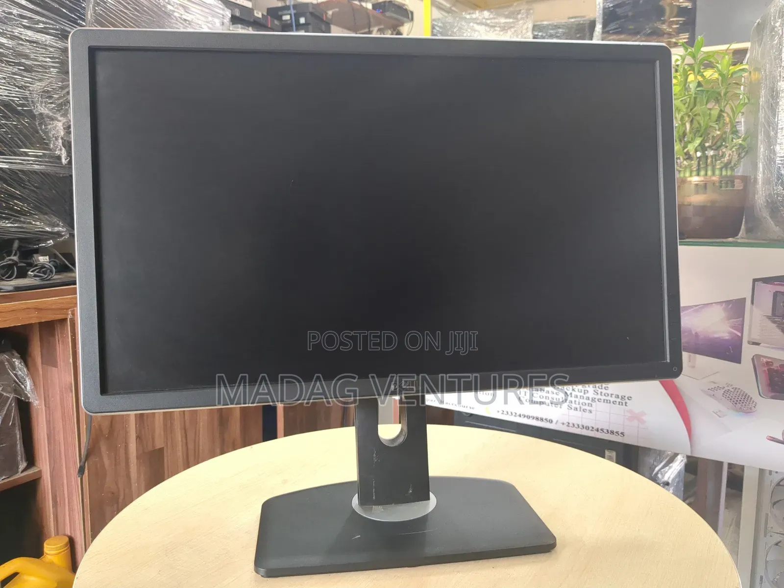 Dell P2414hb Full Hd 24 Inch Monitor, Vga, Display Port, Dvi, 1080p