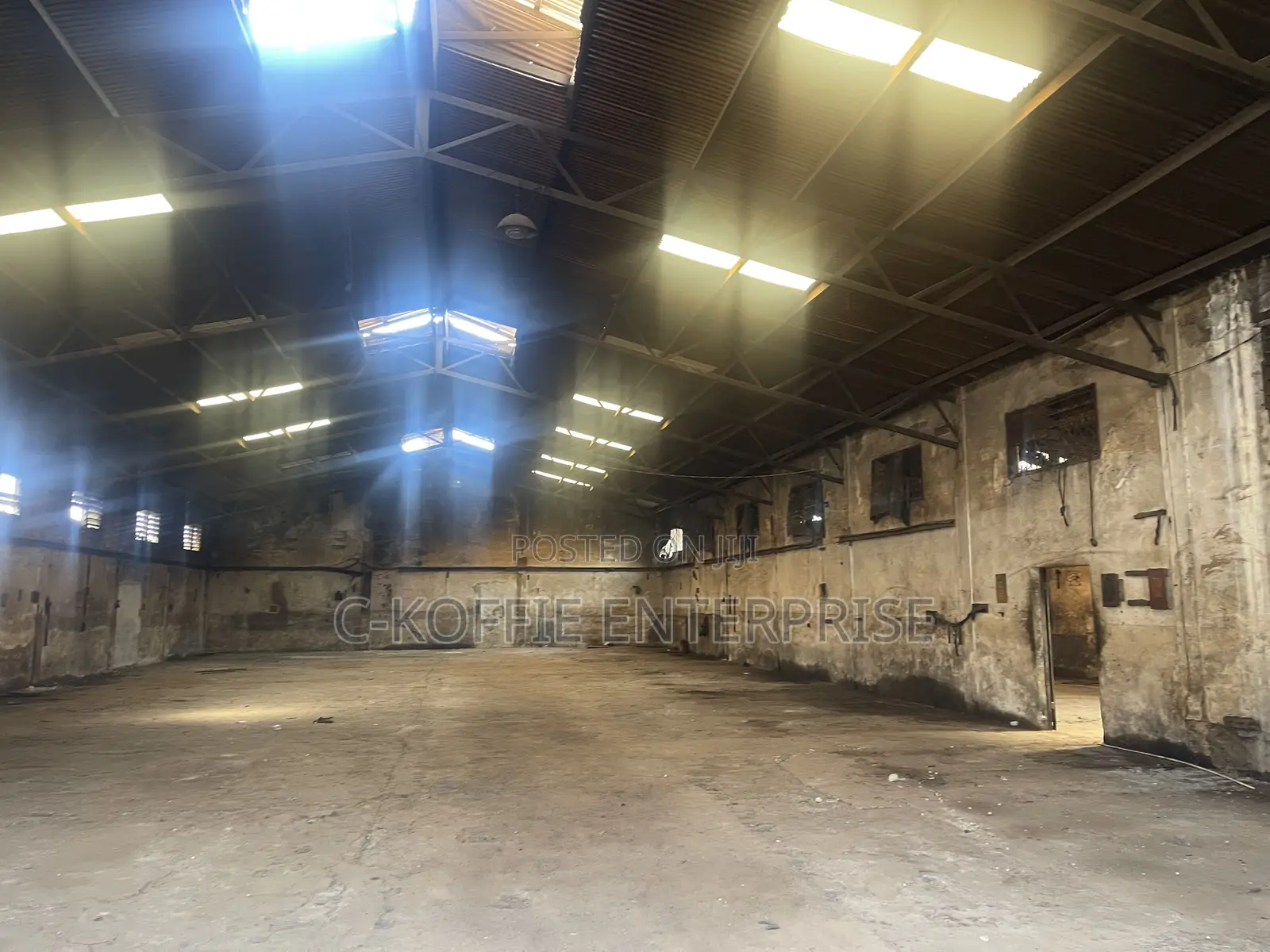 3000 SQM at Circle for Rent