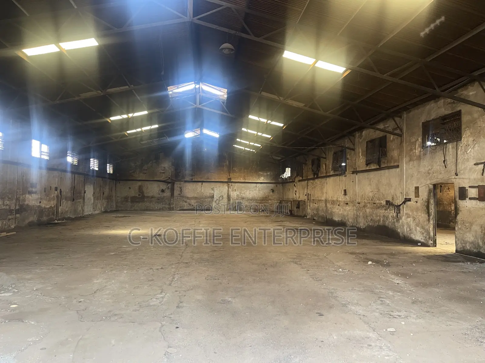 3000 SQM at Circle for Rent
