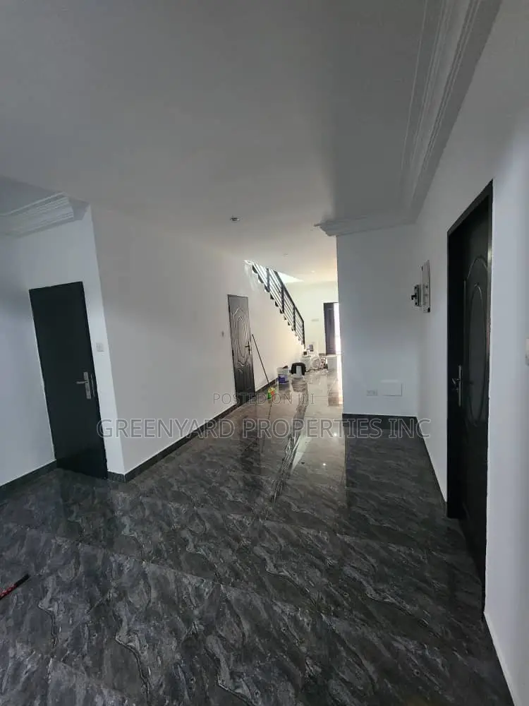 3bdrm House in East Legon for rent