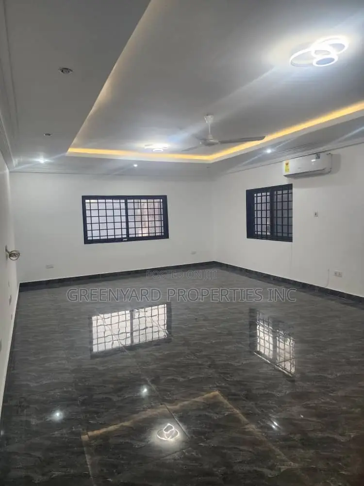 3bdrm House in East Legon for rent
