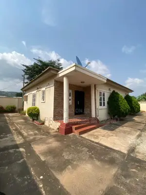3bdrm House in Ayi-Mensah, Ga East Municipal for sale
