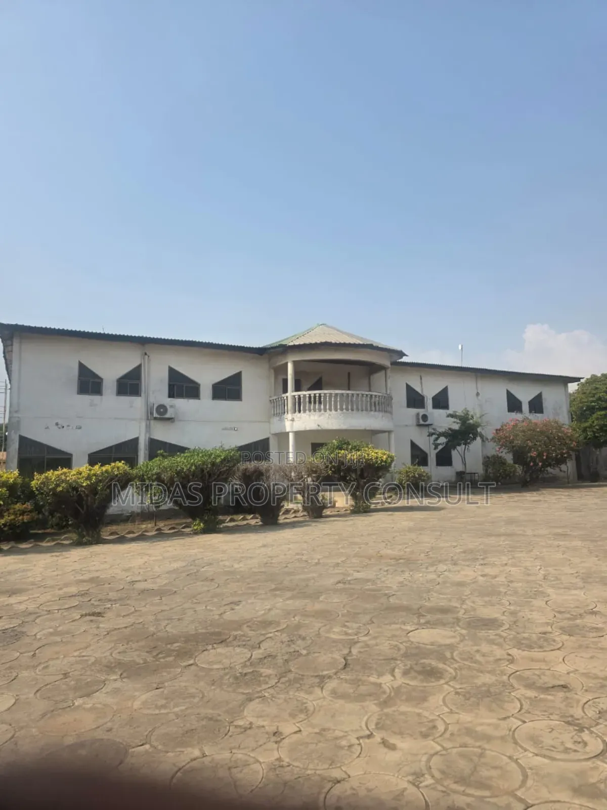 Private Compound 1500 SQM Warehouse With Offices to Let at Tema