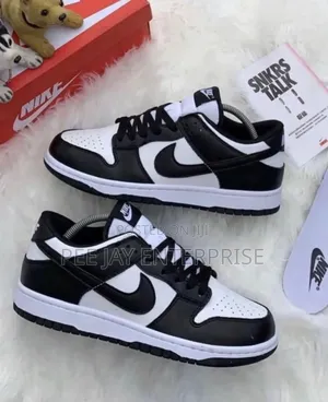 Nike Dunk Low Retro "Panda" Sneakers