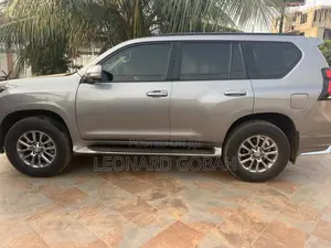 Toyota Land Cruiser Prado 2.8 2023 Brown
