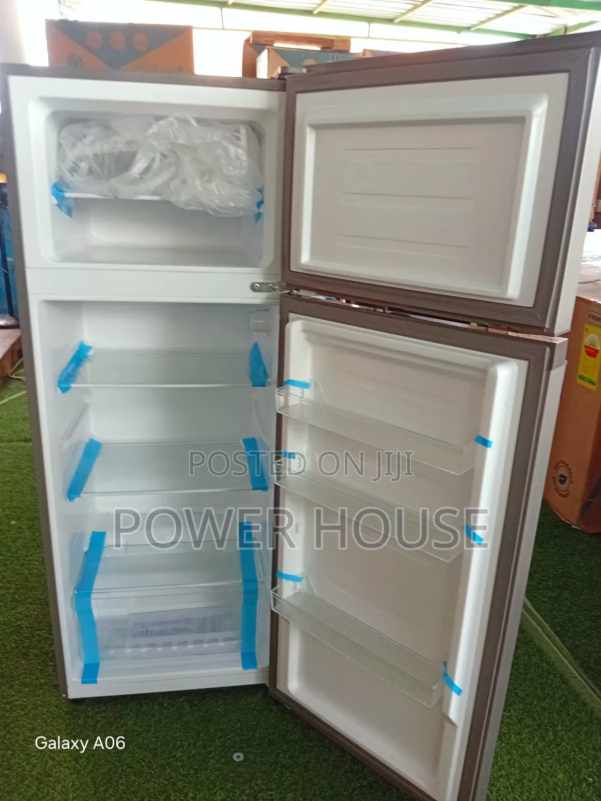 Goldstar 210l Refrigerator Freezer – Efficient Cooling