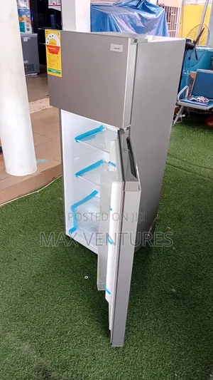 Goldstar 210l Refrigerator Freezer – Neat Design Fast Freeze