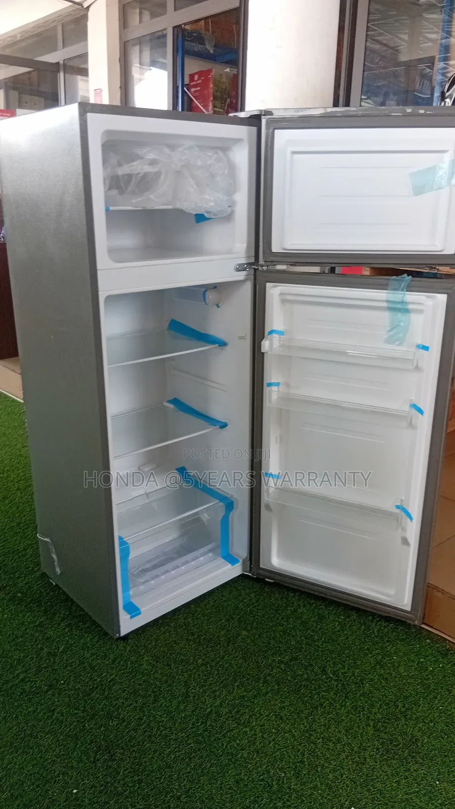 Gold Star 165l Fridge – Ideal for Daily Storage