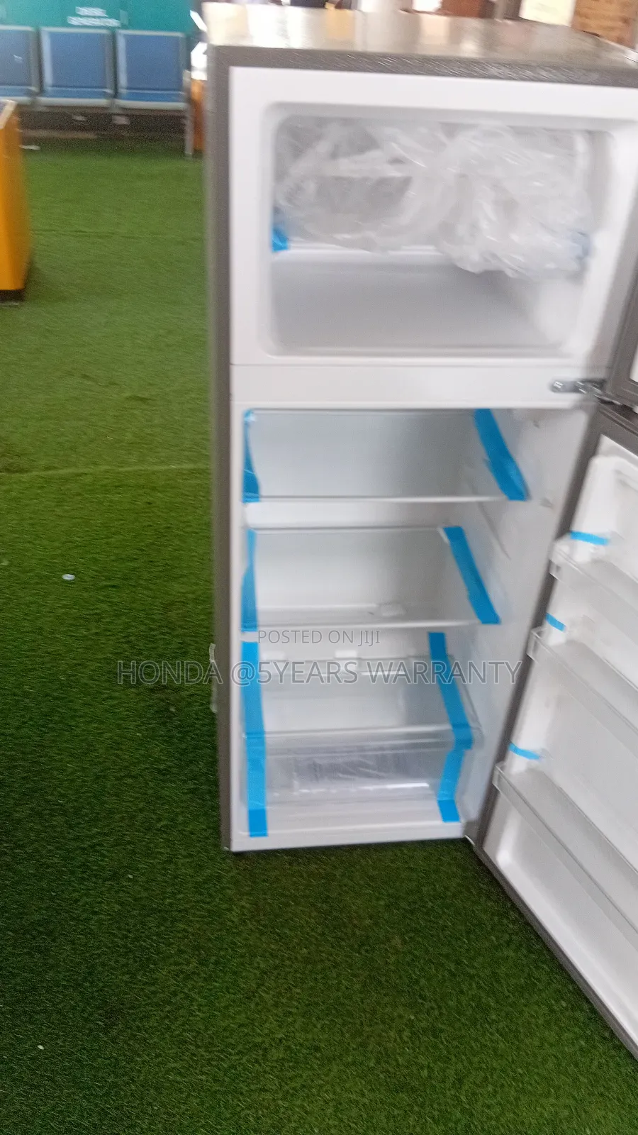 Modern Cooling Gold Star Refrigerator 165l