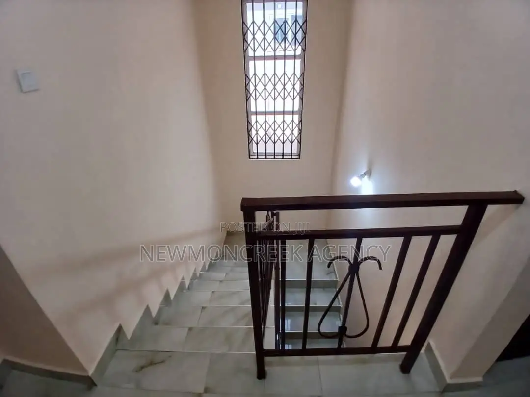 4bdrm Duplex in Abokobi Junction, Accra Metropolitan for rent