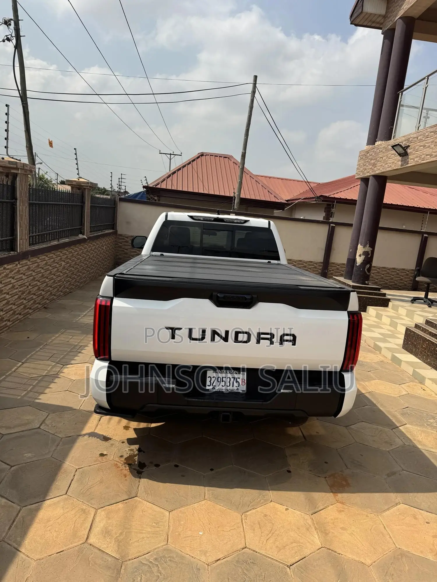 Toyota Tundra 2022 White