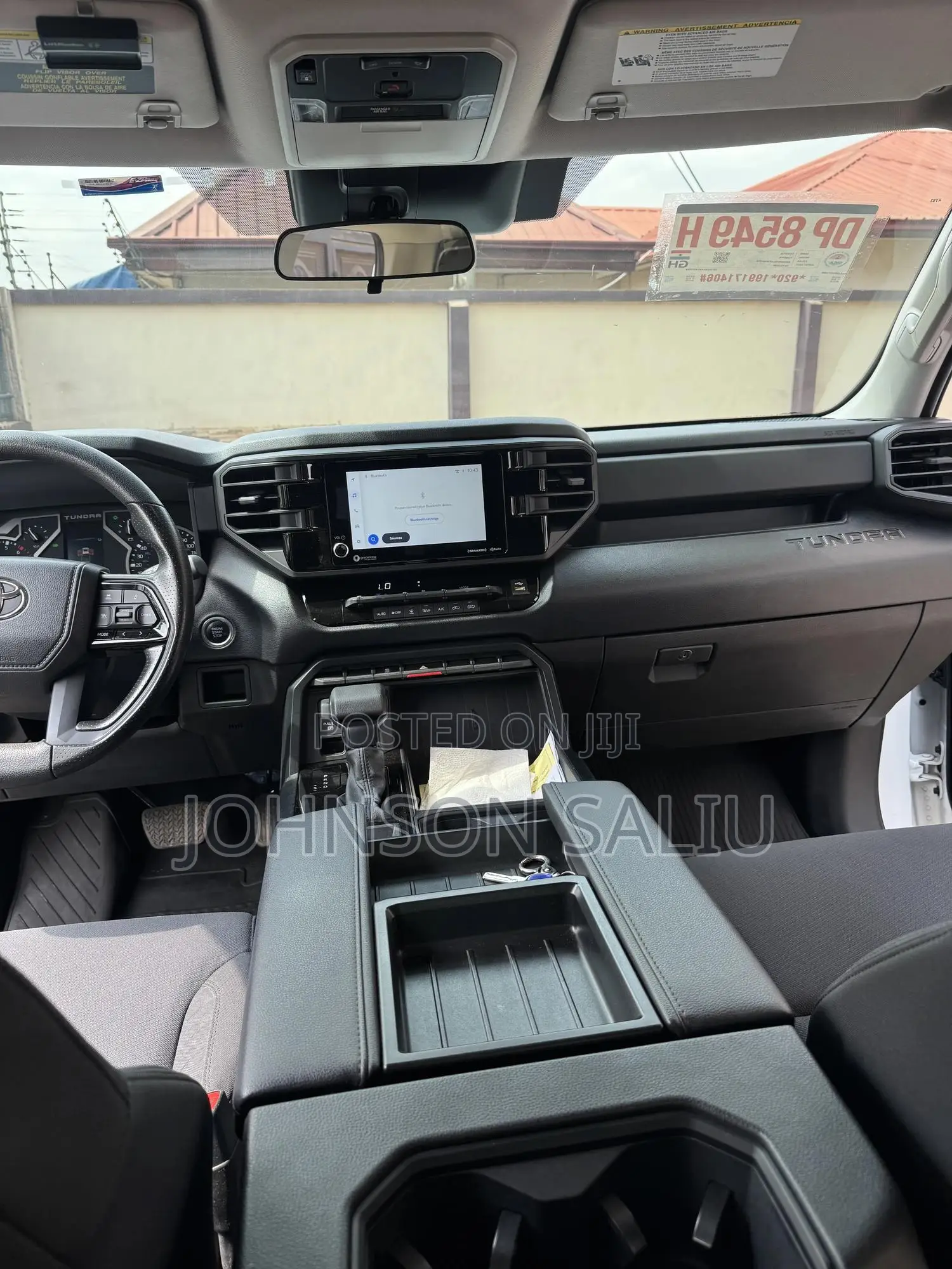 Toyota Tundra 2022 White
