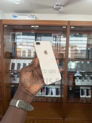 Apple iPhone 8 Plus 64 GB Gold