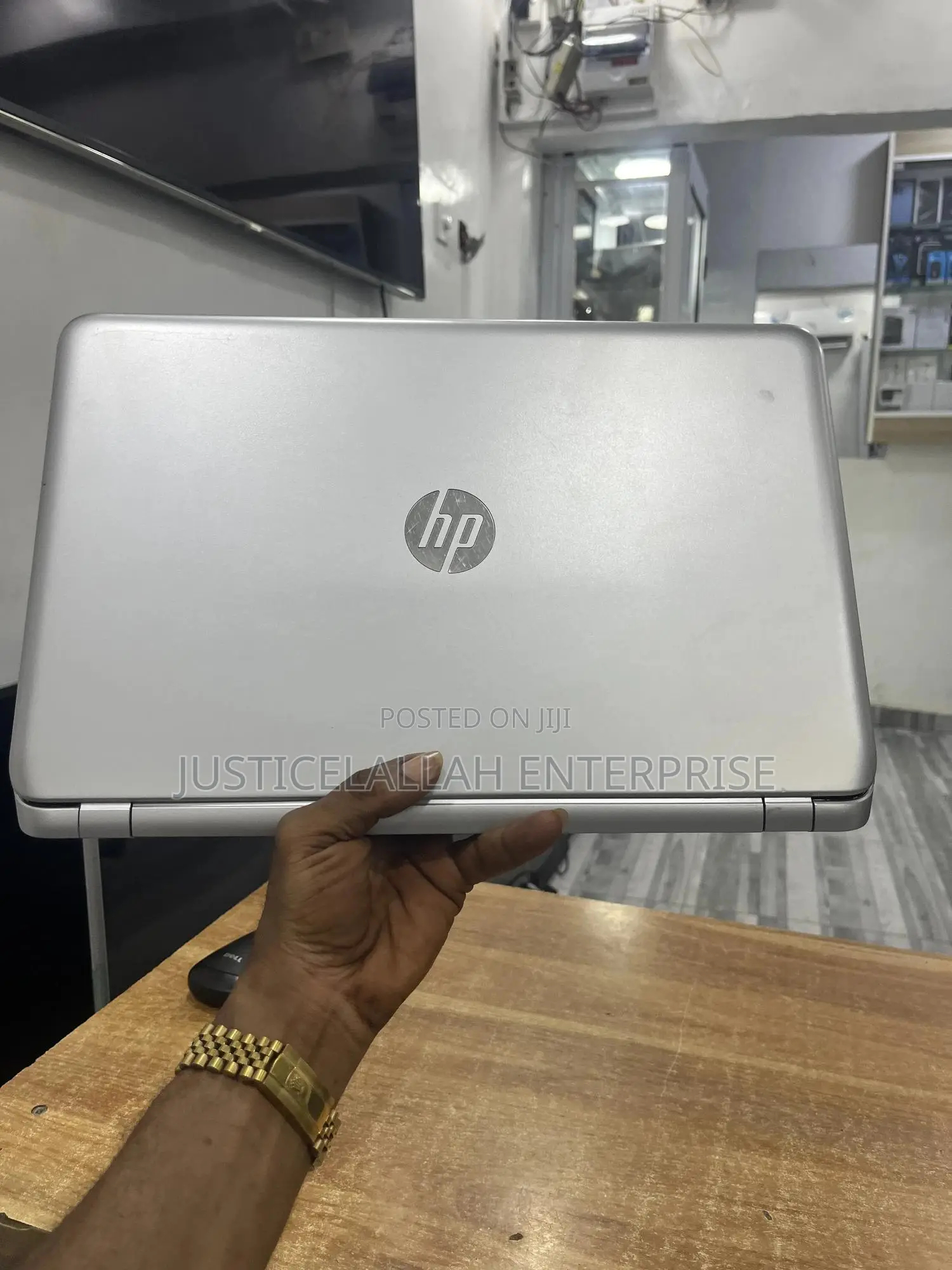 Laptop HP Pavilion 15 4GB AMD A8 HDD 256GB