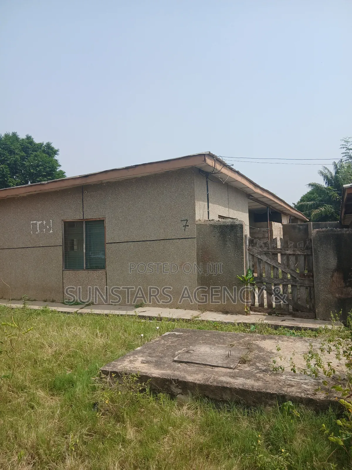 12bdrm House in Hohoe Municipal for sale
