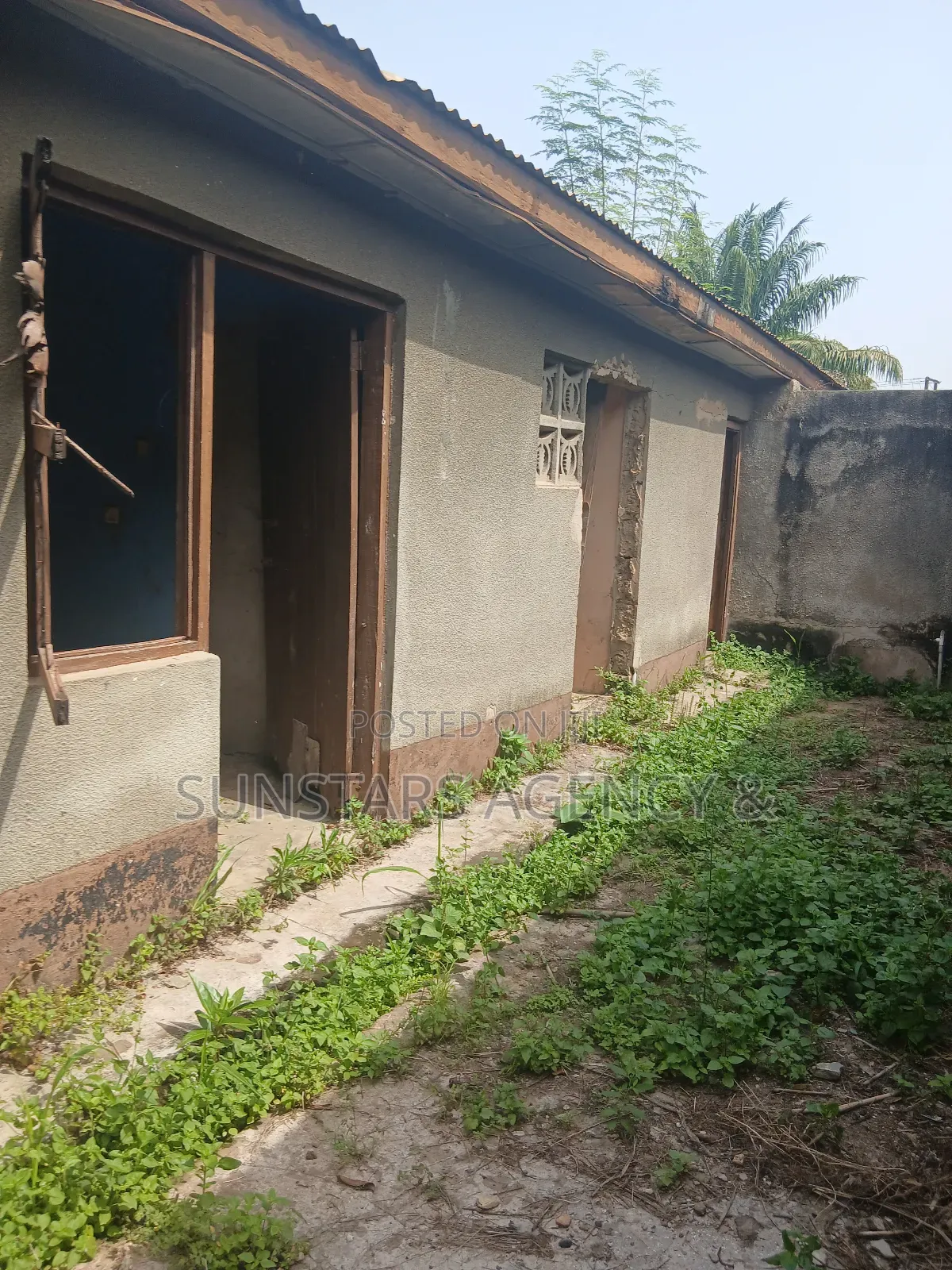 12bdrm House in Hohoe Municipal for sale