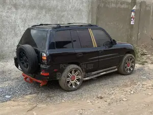 Toyota RAV4 Automatic 2000 Black