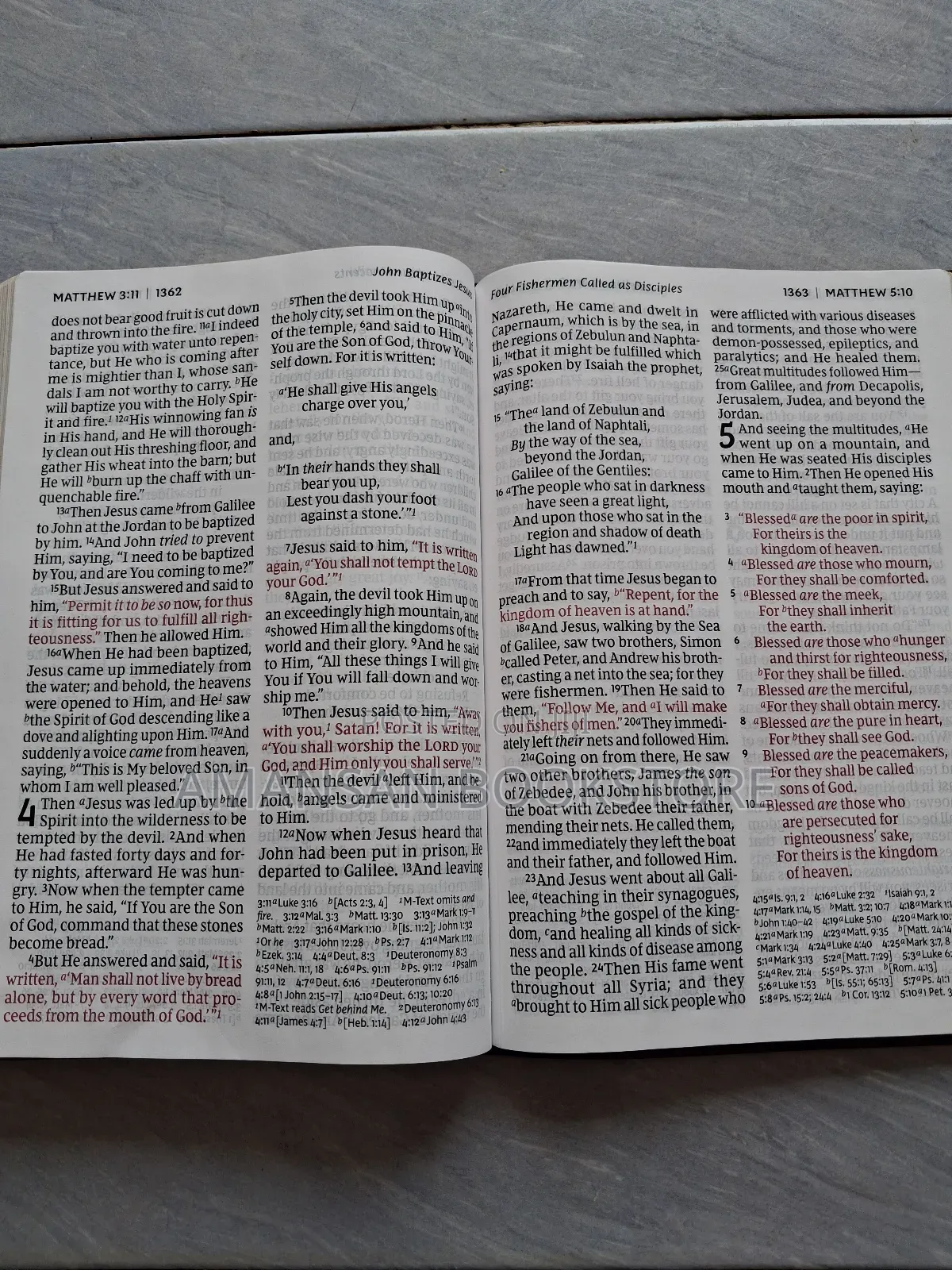 New King James Version Super Giant Print Reference Bible