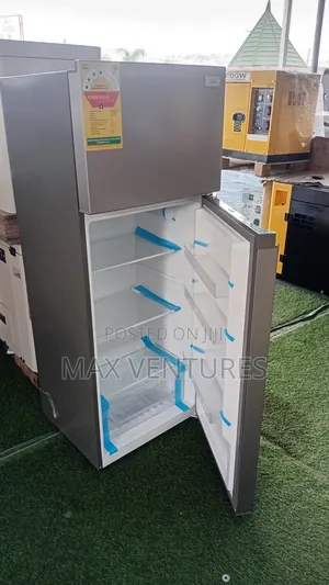 Goldstar 210l Fridge Freezer – Fast Cooling, Low Power