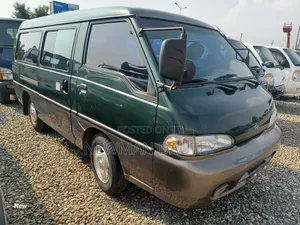 Hyundai H-100 2002 Green