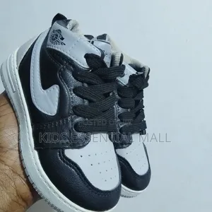 24 to 25 Size Sneakers for Kids