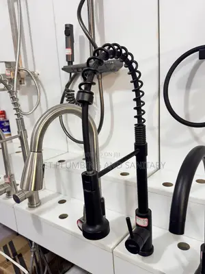 Hot And Cold Pull Out Sink Tap _black And Gold Sink Tap