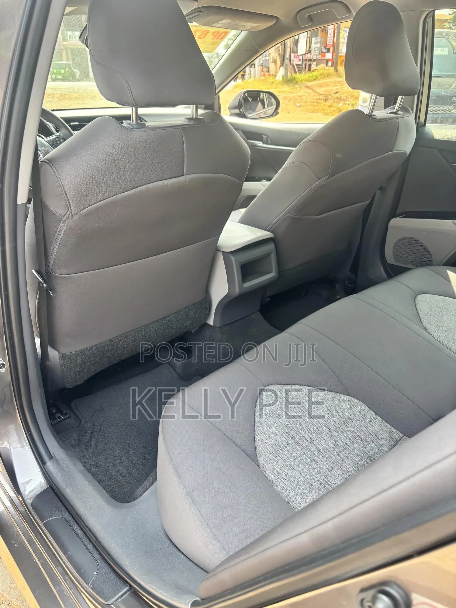 Toyota Camry 2018 Gray