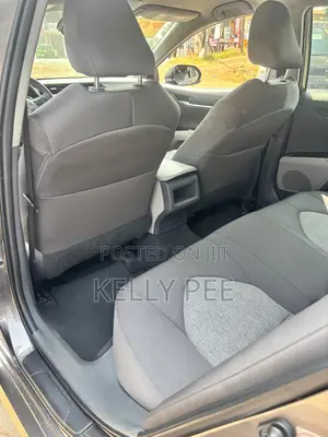 Toyota Camry 2018 Gray